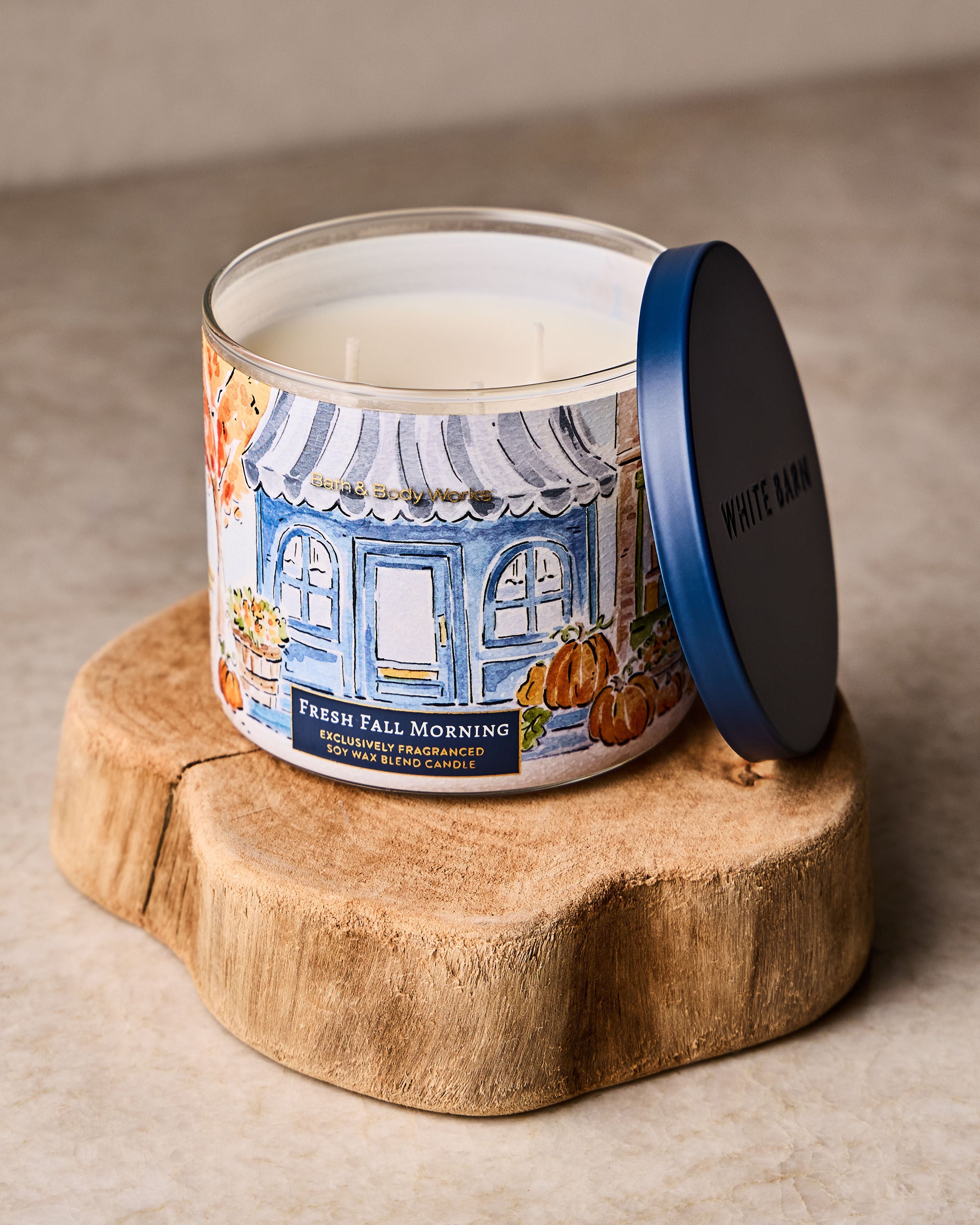 Bath & Body Works Candle - Thumbnail 2