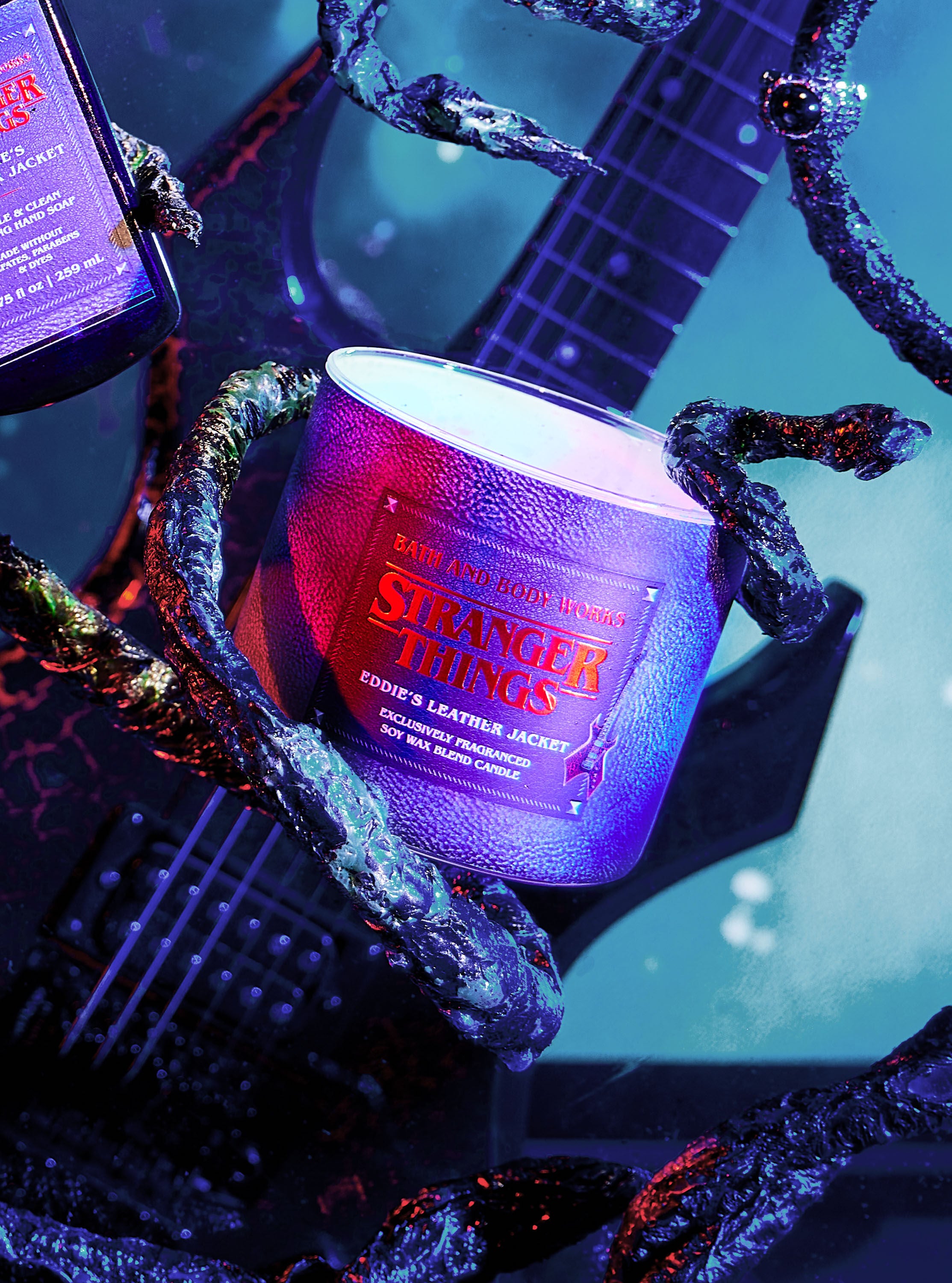 Bath&Body Works Eddie's Leather Jacket 3-Wick Candle | Connecticut