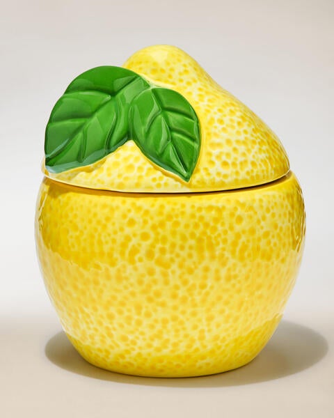 Fresh Amalfi Lemon Single Wick Figural Candle