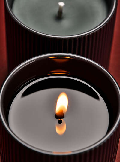 Mahogany Teakwood Intense Single Wick Candle