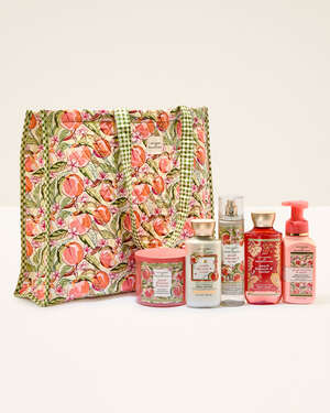 Vera Bradley Exclusive Tote Gift Bag Set