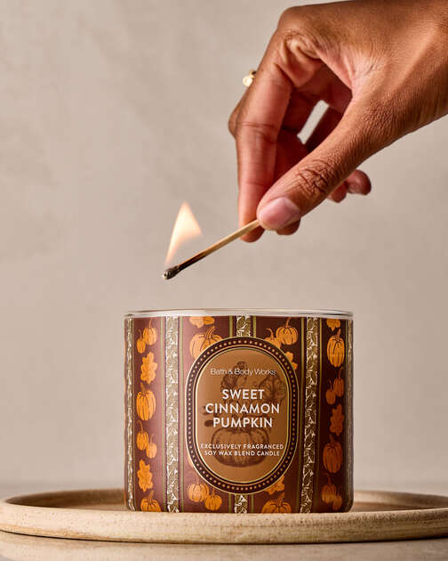 Sweet Cinnamon Pumpkin 3-Wick Candle