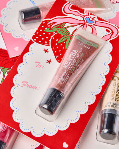 Tear-Away Lip Gloss Gift Set
