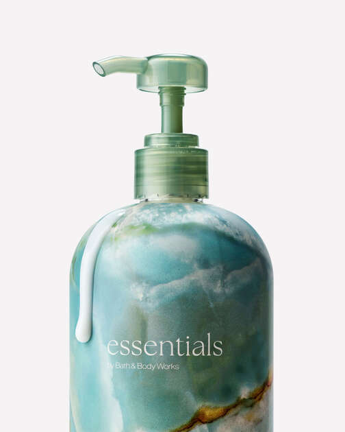 Suede Blossoms Ultra Hydrating Body Lotion