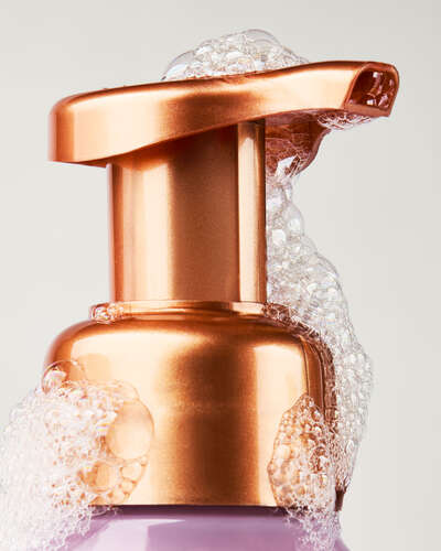 Fresh Cut Lilacs Gentle & Clean Foaming Hand Soap