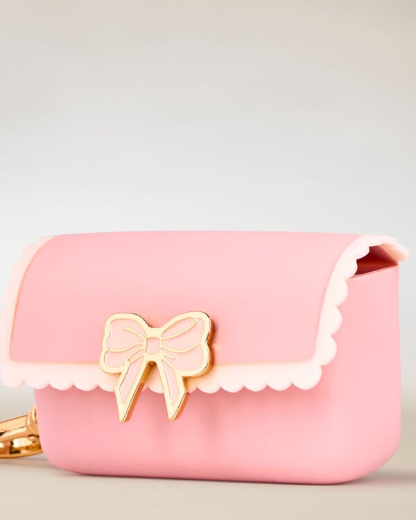 Scallop Bow Snap Case PocketBac Holder