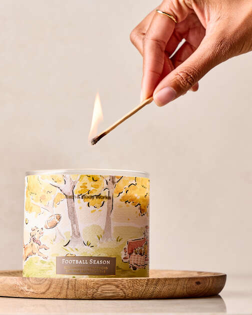 Football Season 3-Wick Candle