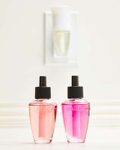 Coral Kiss Wallflowers Refills 2-Pack