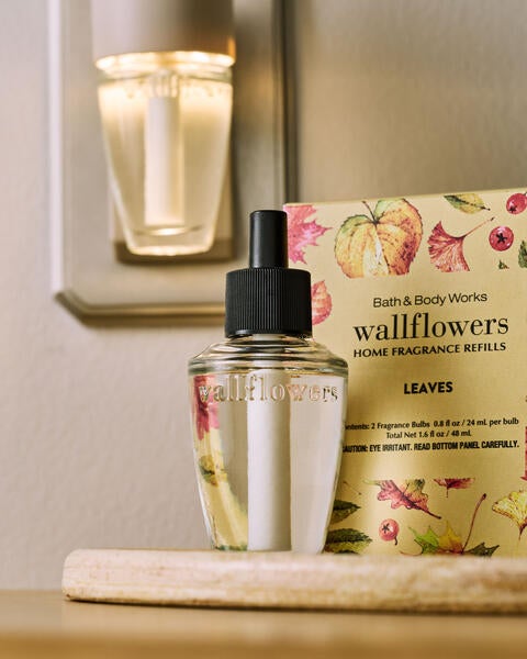 Leaves Wallflowers Refills 2-Pack