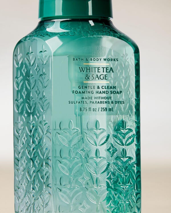 White Tea & Sage Gentle & Clean Foaming Hand Soap