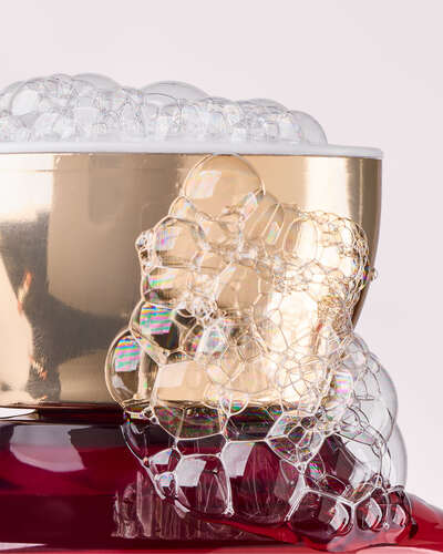 Forever Red Body Wash