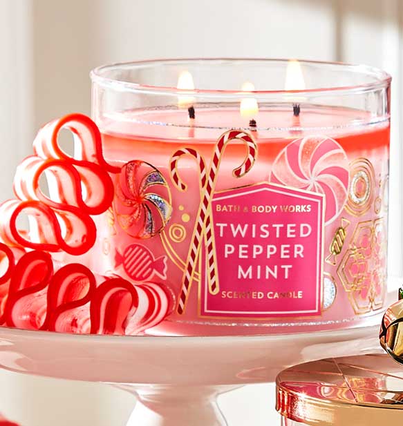 Best Christmas Candles Bath & Body Works