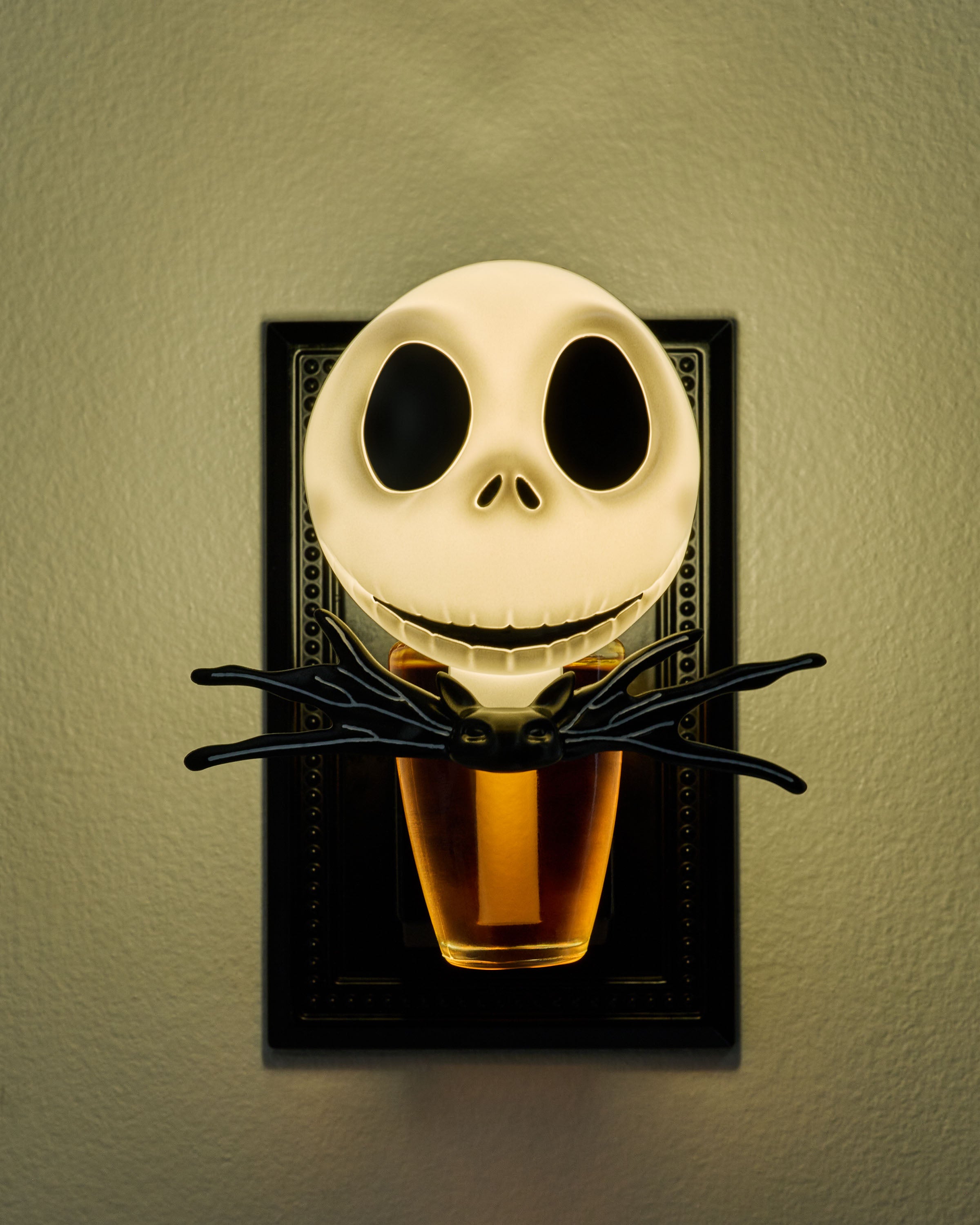 Jack Skellington Scent Control™ Nightlight Wallflowers Fragrance Plug