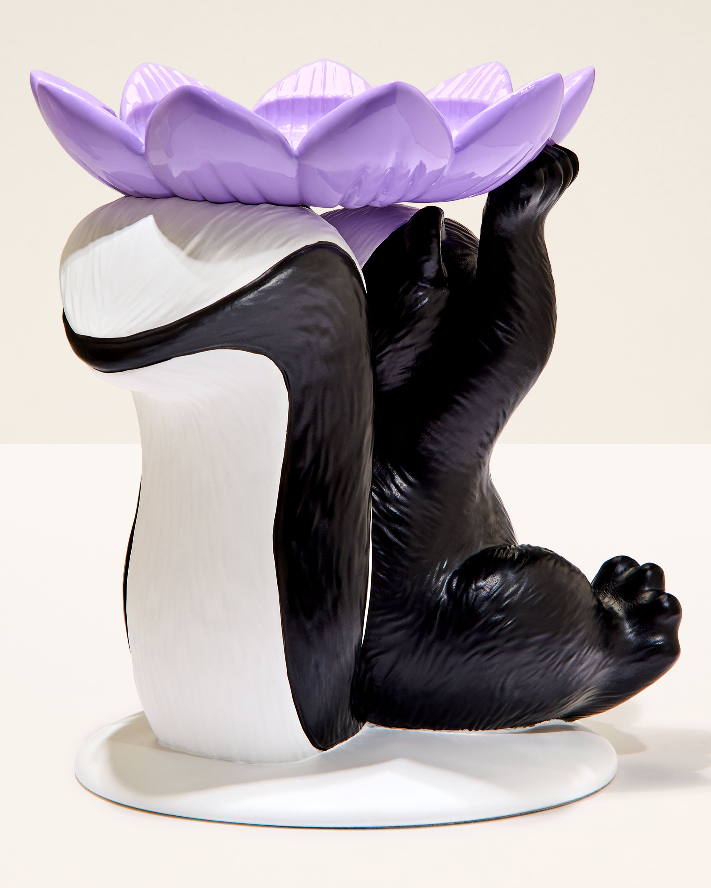 Flowery Skunk Pedestal 3-Wick Candle Holder