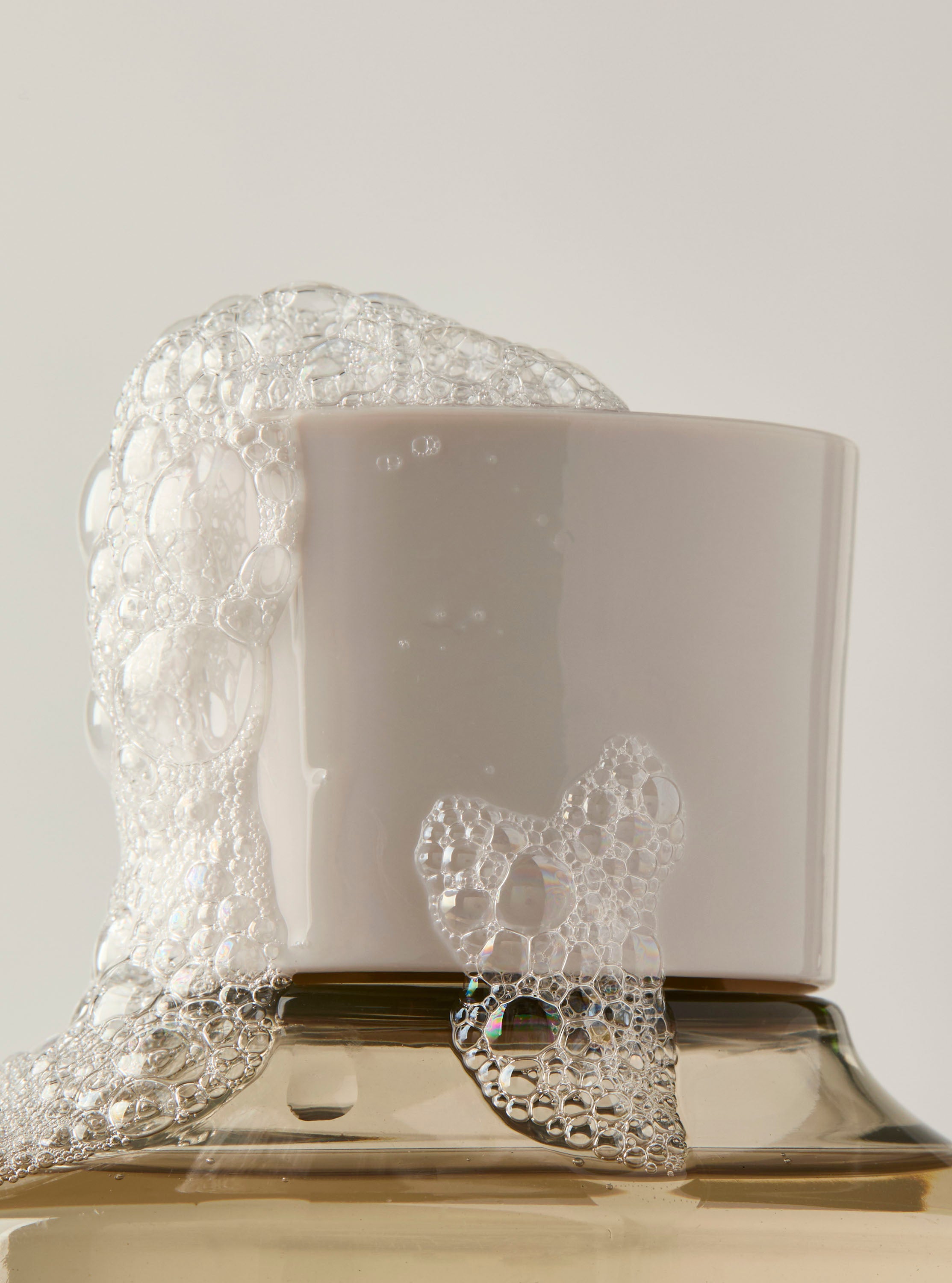 Snowflakes & Cashmere Body Wash