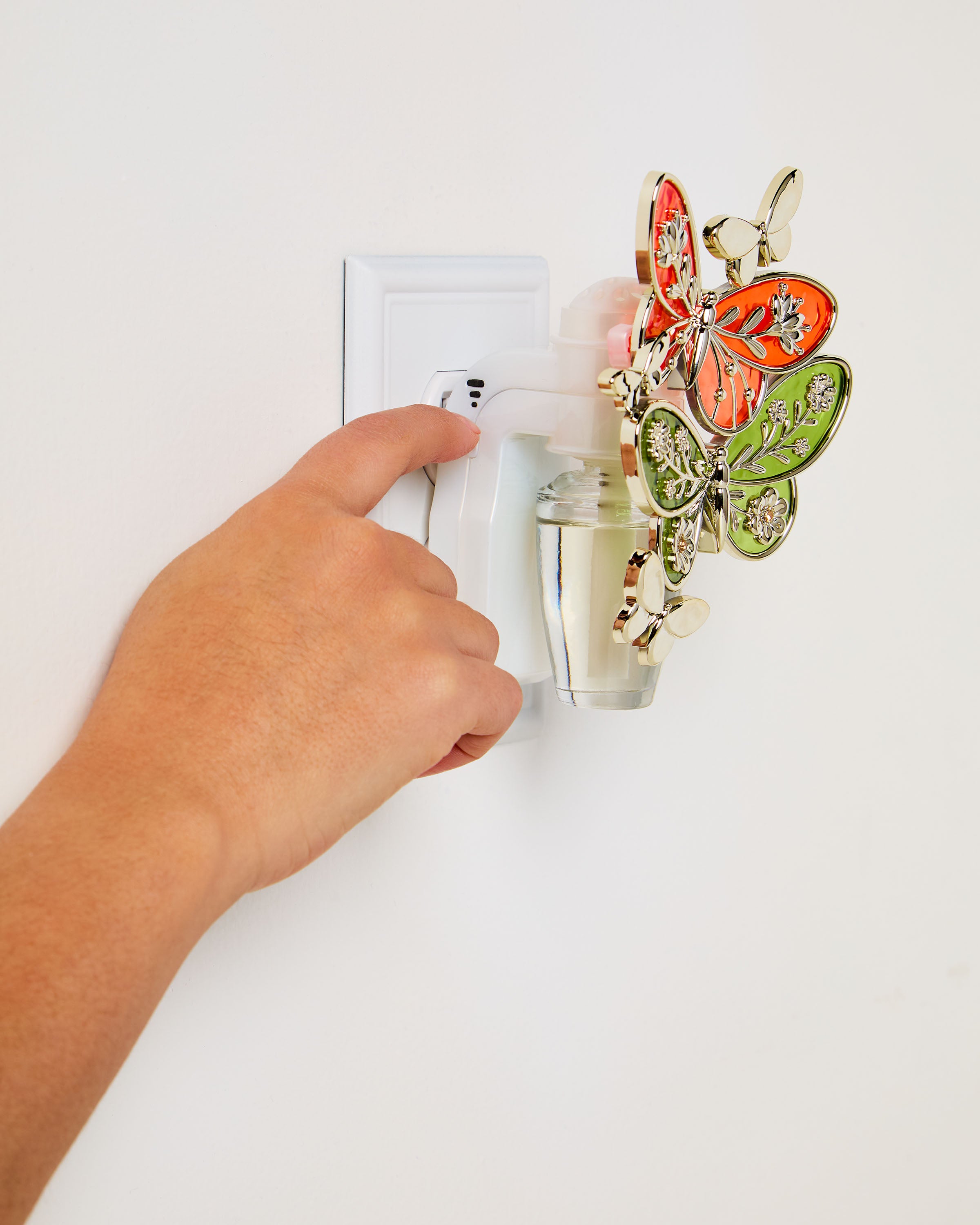 Botanical Butterfly Scent Control™ Nightlight Wallflowers Fragrance Plug