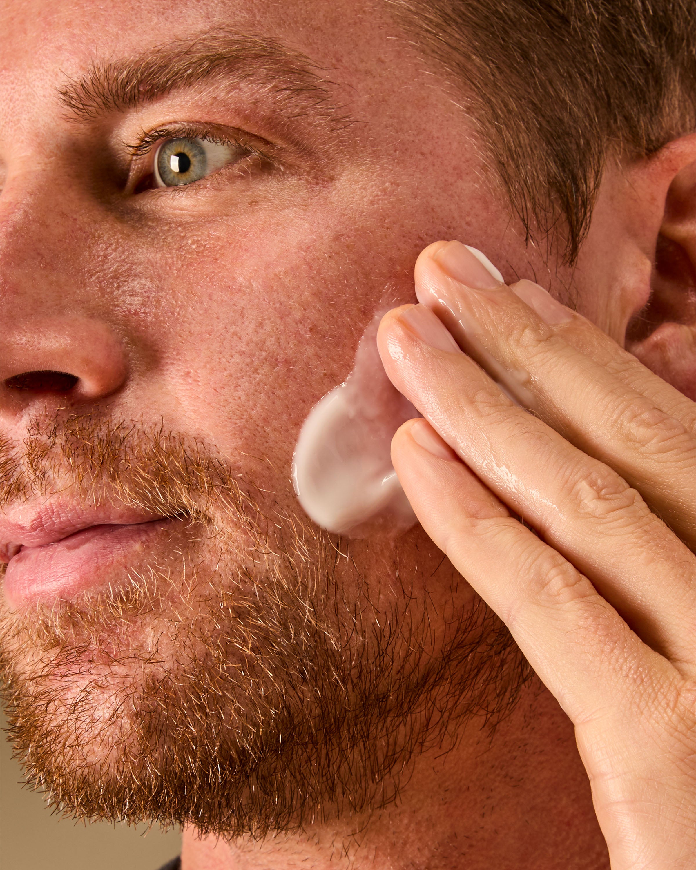 Lightly Fragranced With Lavender & Sage With Aloe & Vitamin E