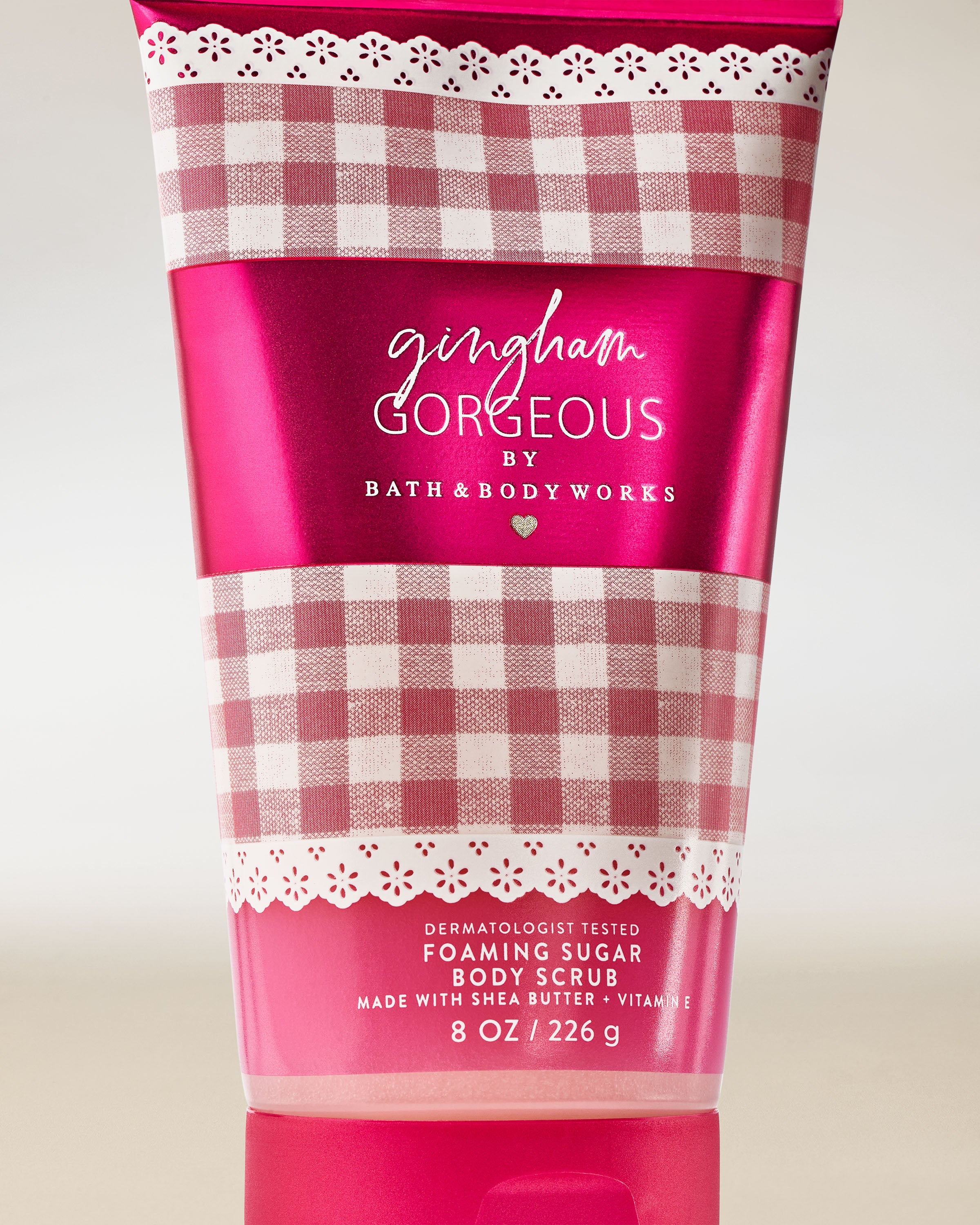 Gingham Gorgeous Foaming Sugar Body Scrub