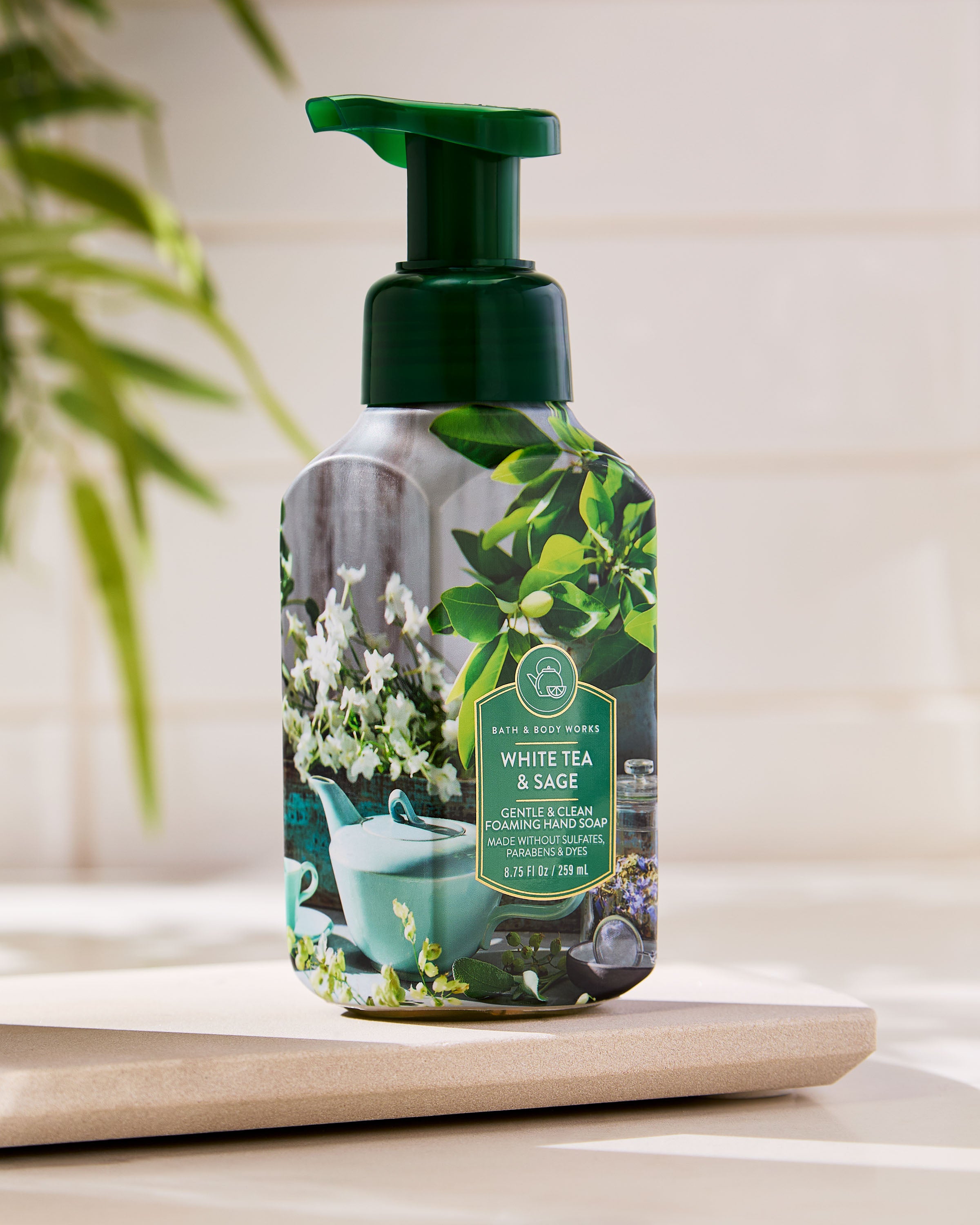 White Tea & Sage Gentle & Clean Foaming Hand Soap