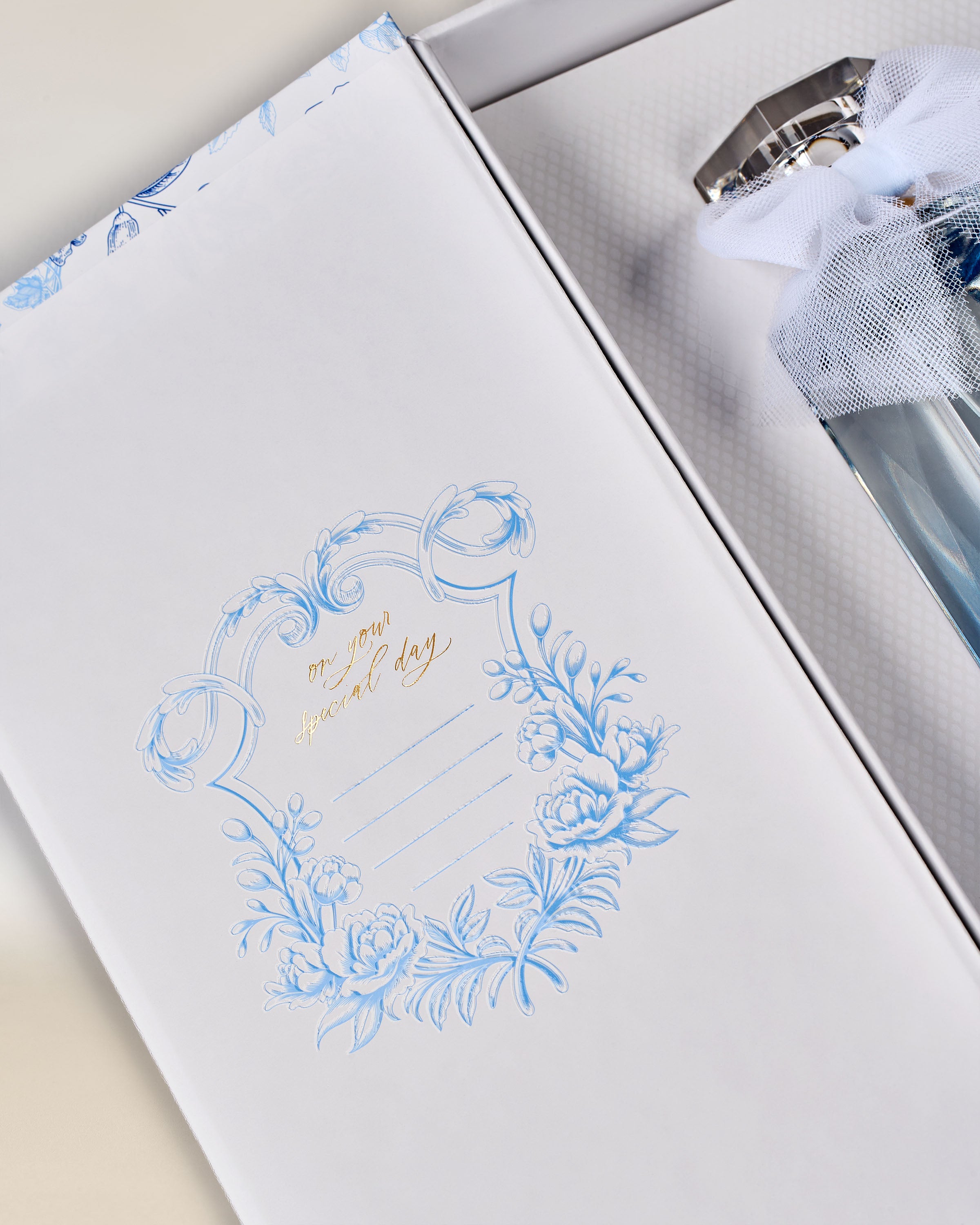 Dressed In White Eau De Parfum