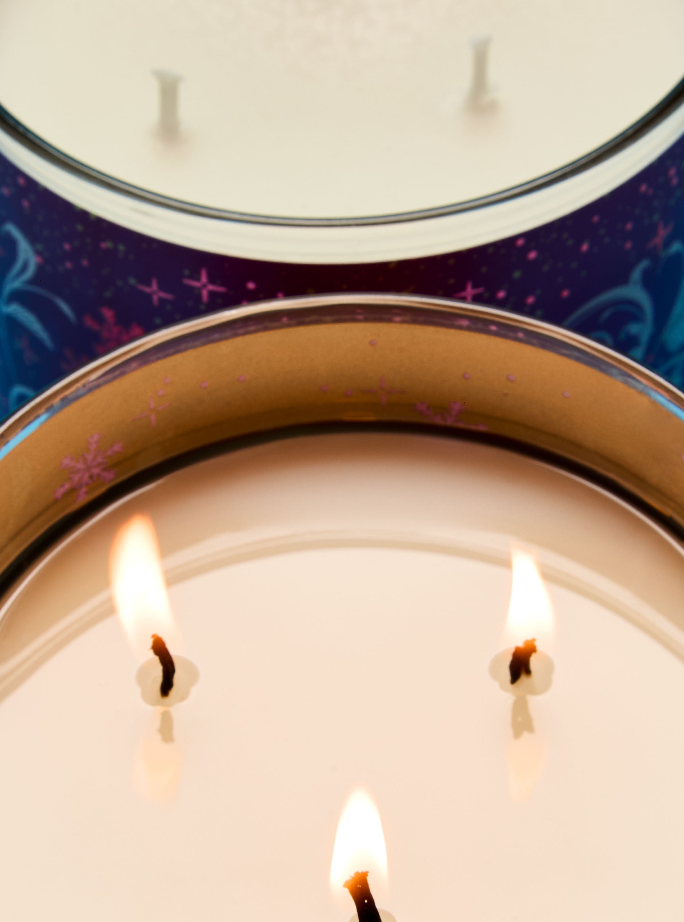 Strawberry Snowflakes 3-Wick Candle