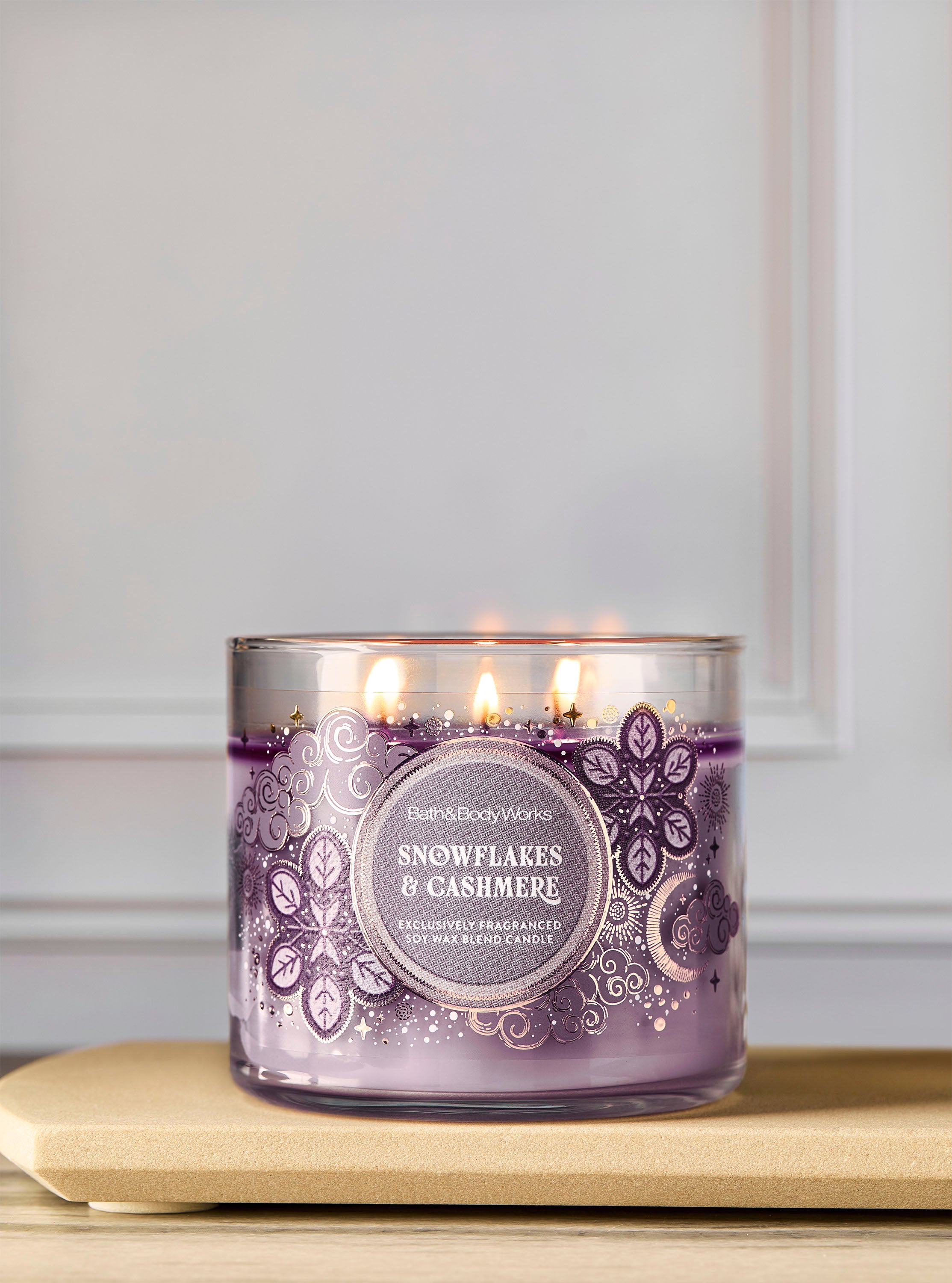 Snowflakes & Cashmere 3-Wick Candle