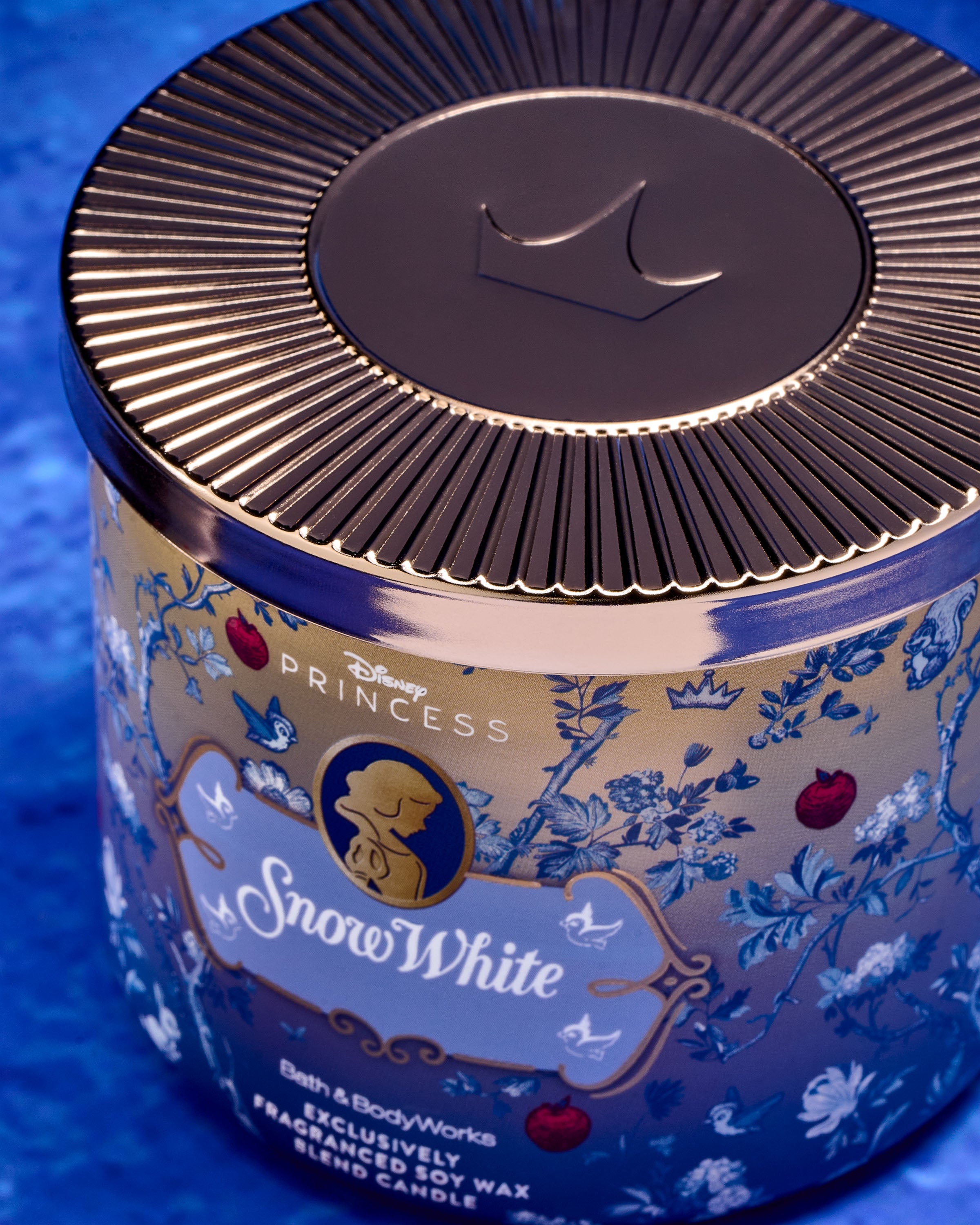 Snow White 3-Wick Candle