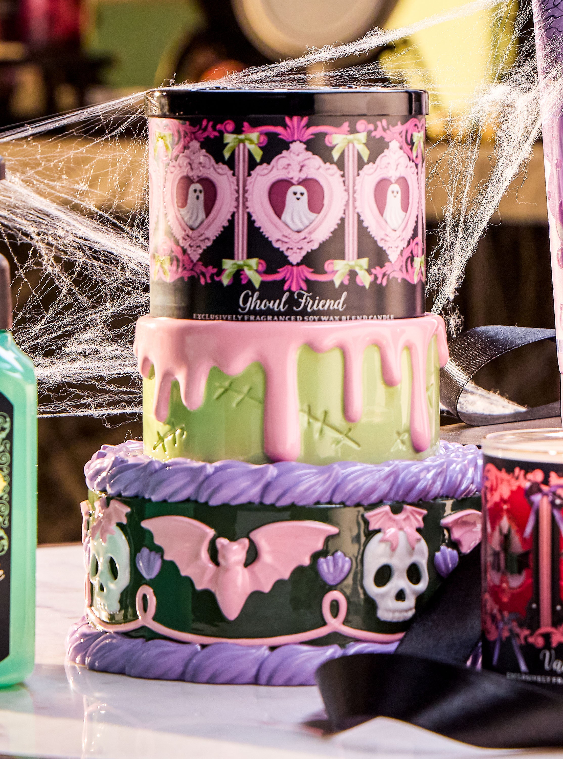 Halloween Cake Pedestal 3-Wick Candle Holder